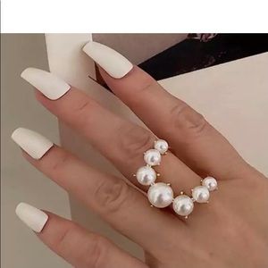 Pearl Statement Ring w/adjustable band